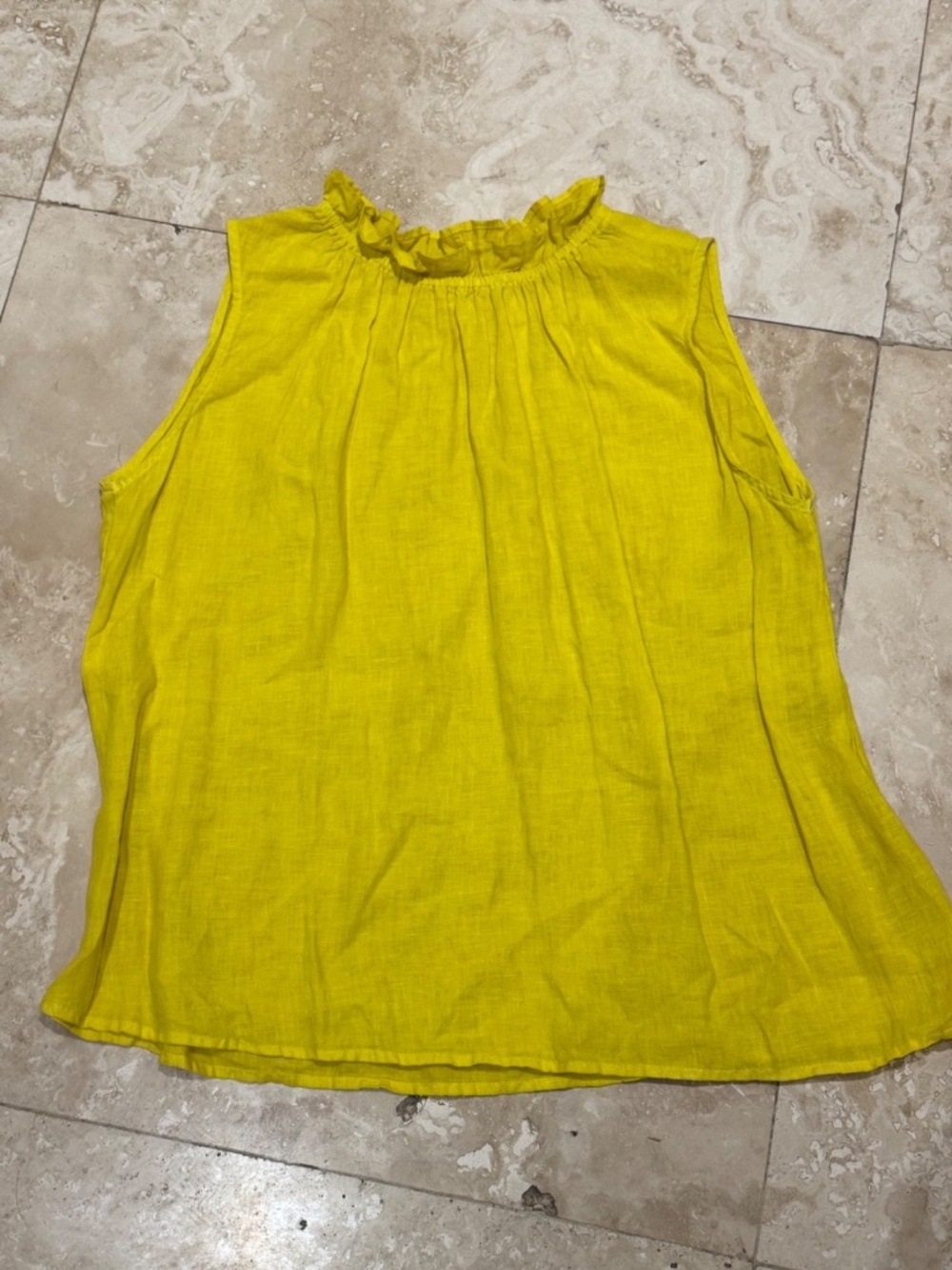Velvet By Graham & Spencer Sleeveless Linen Yellow Tank Ruffle Neck Med.-EUC